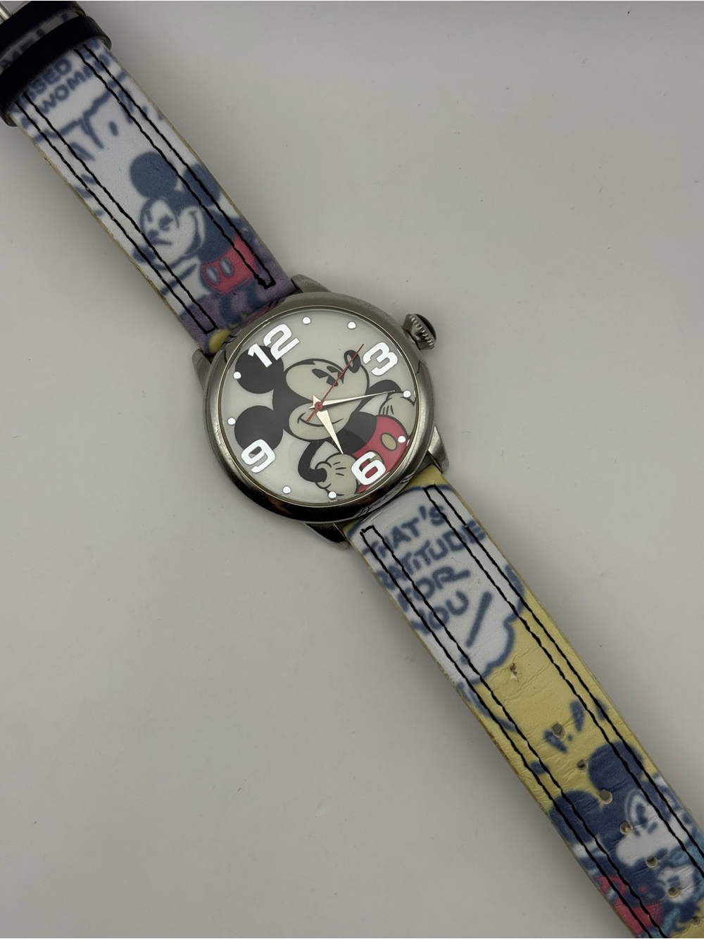 Disney Mickey Mouse MCK958 Cartoons Comic Band Watch (New Battery)